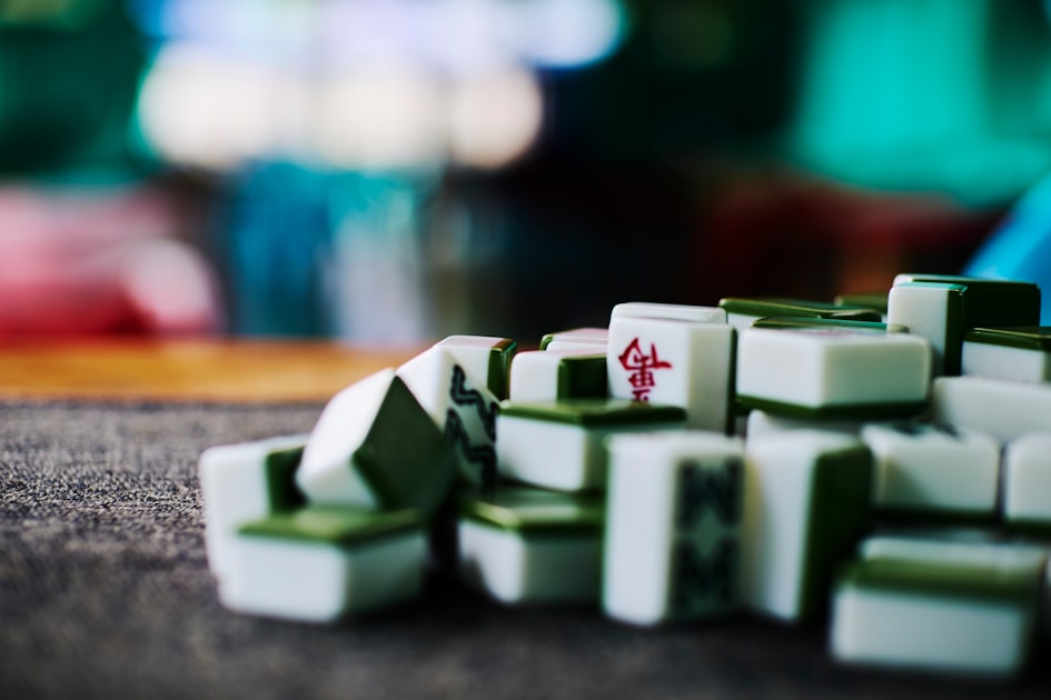 不同类型桌游与竞技直播的受欢迎程度对比分析
